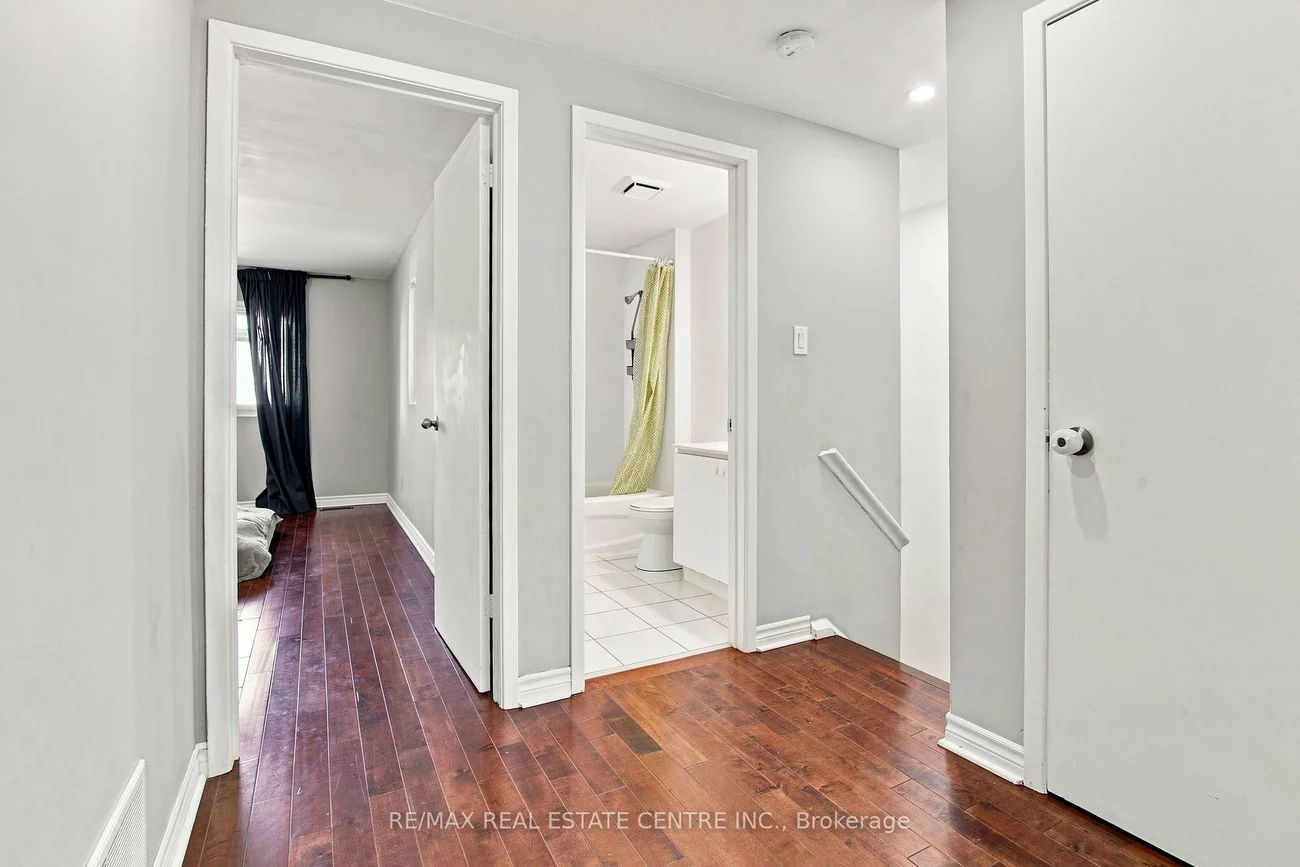 44, Franklin, Bramalea West Industrial, Brampton