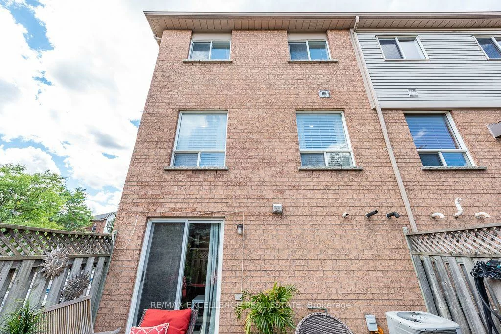 65, Brickyard, Brampton North, Brampton