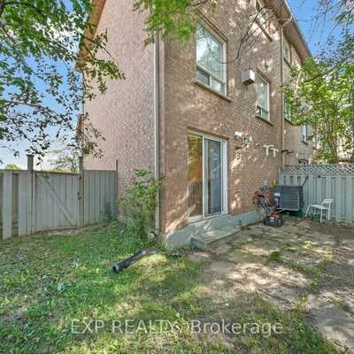 123, Brickyard, Brampton North, Brampton