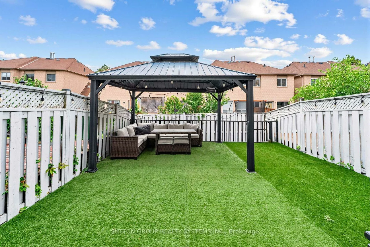 51, Gilgorm, Brampton West, Brampton