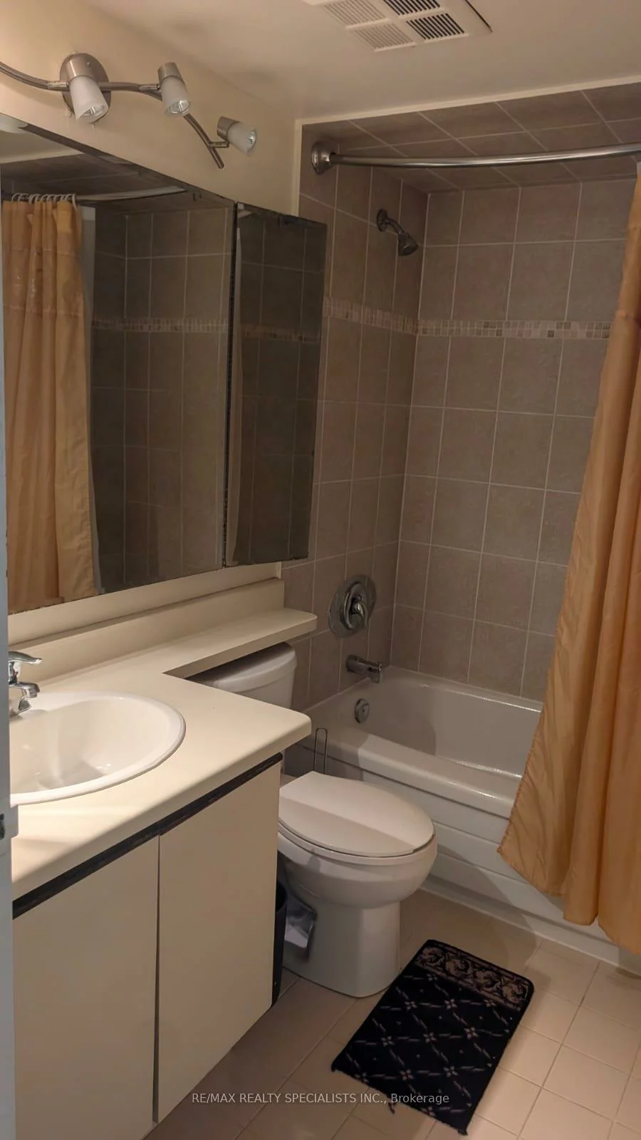 20, Cherrytree, Fletcher's Creek South, Brampton