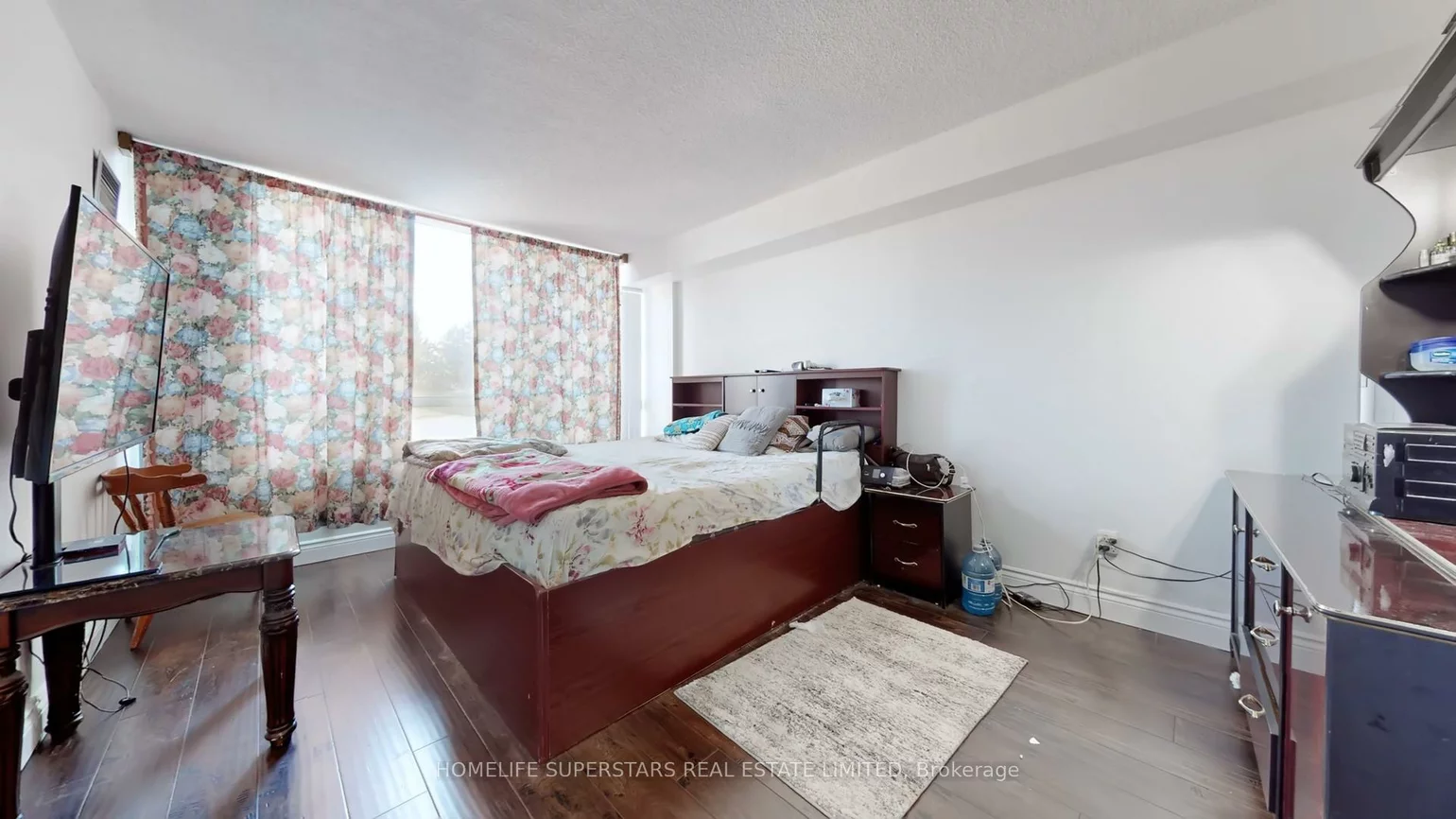 26, Hanover, Queen Street Corridor, Brampton