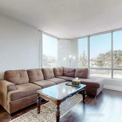 26, Hanover, Queen Street Corridor, Brampton