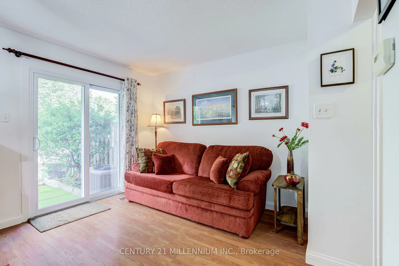 35, Tara Park, Brampton North, Brampton