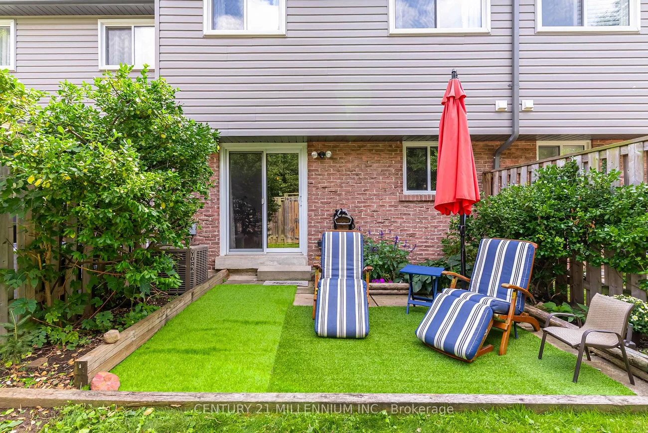 35, Tara Park, Brampton North, Brampton