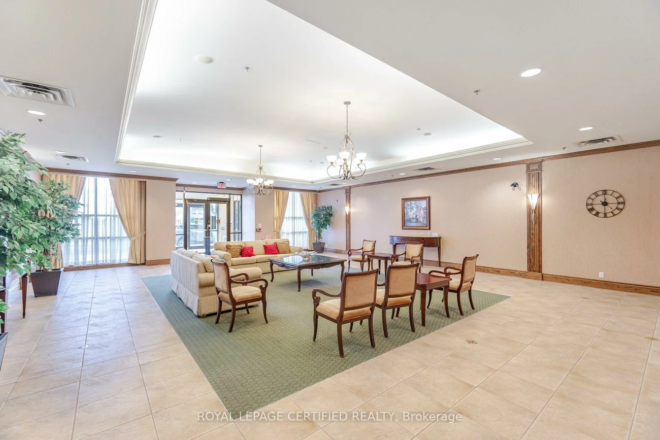 65, Via Rosedale, Sandringham-Wellington, Brampton