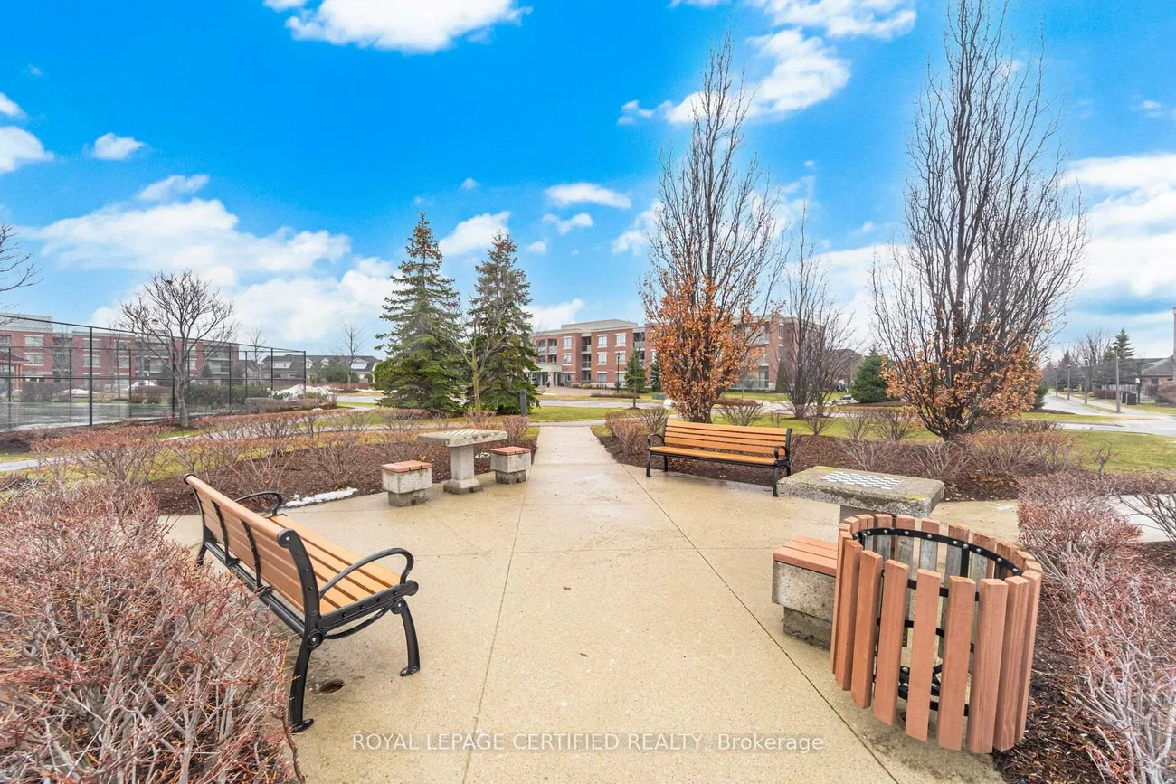 65, Via Rosedale, Sandringham-Wellington, Brampton