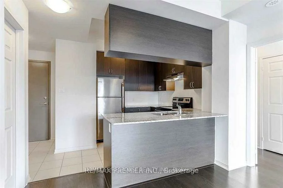 54, SKY HARBOUR, Bram West, Brampton