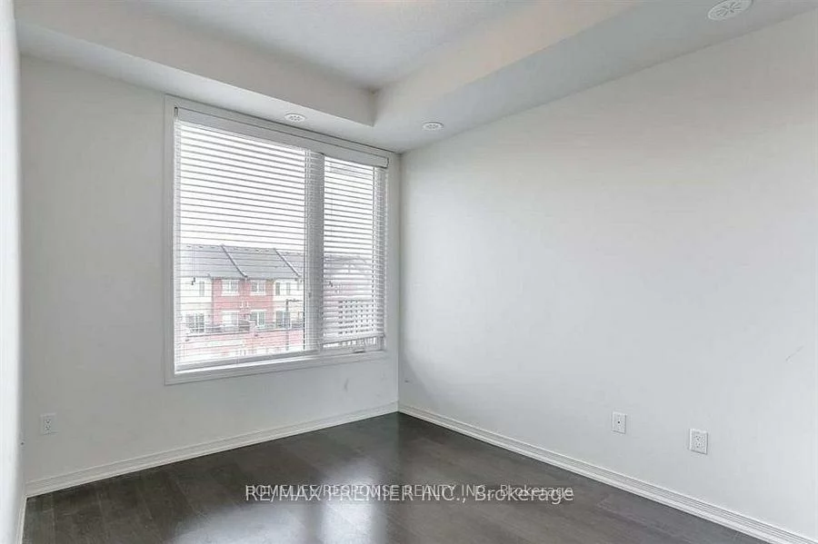 54, SKY HARBOUR, Bram West, Brampton