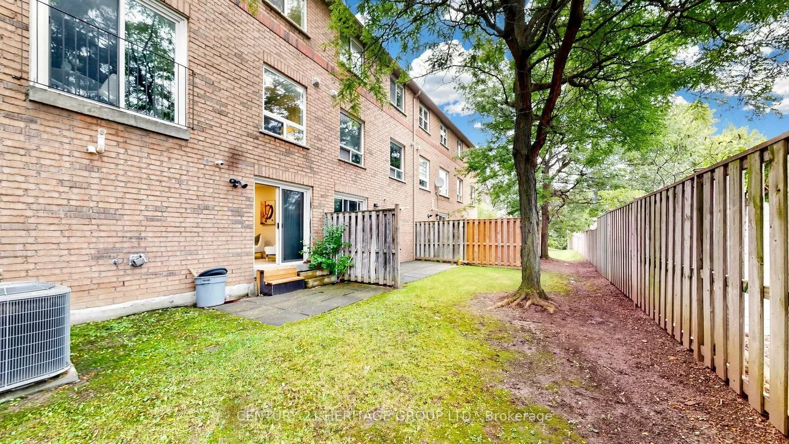 Unit 39, 2, Clay Brick, Brampton North, Brampton