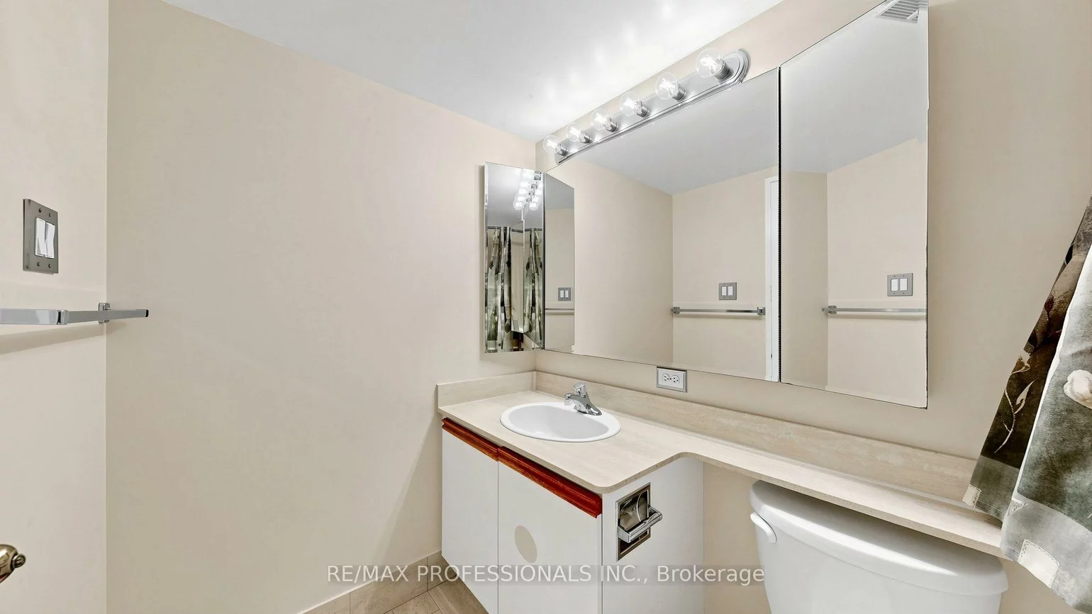 20, Cherrytree, Fletcher's Creek South, Brampton