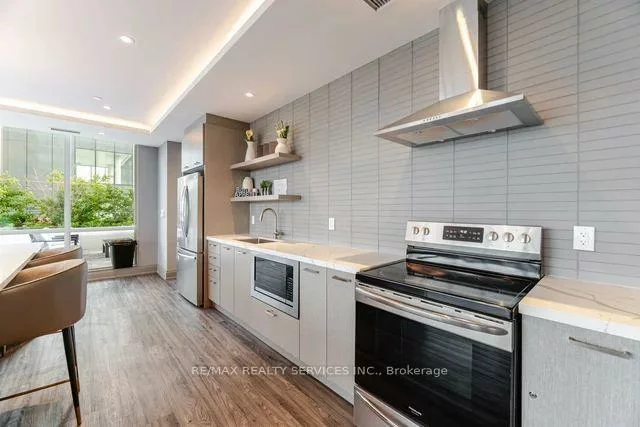 15, Lynch, Downtown Brampton, Brampton