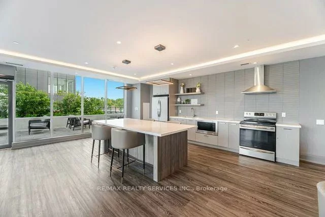15, Lynch, Downtown Brampton, Brampton