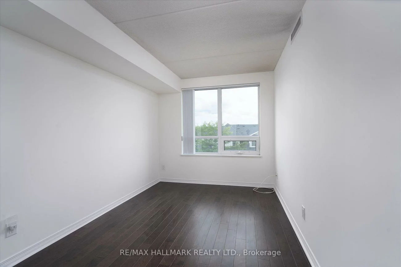 60, Via Rosedale, Sandringham-Wellington, Brampton