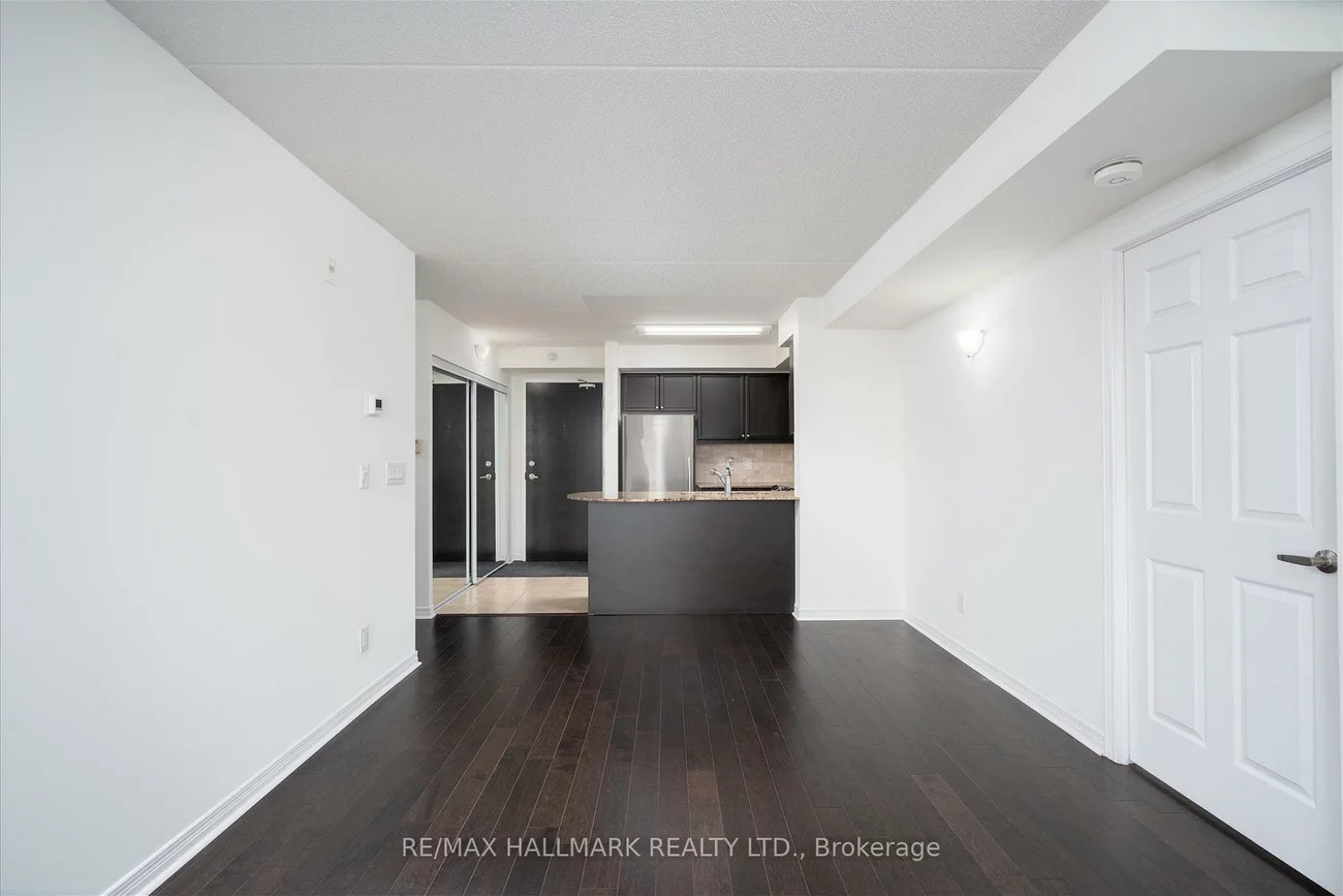 60, Via Rosedale, Sandringham-Wellington, Brampton