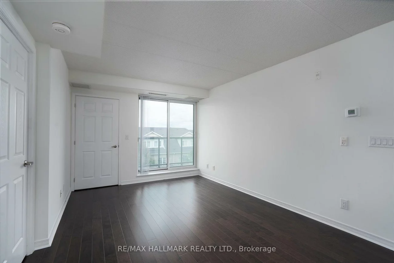 60, Via Rosedale, Sandringham-Wellington, Brampton