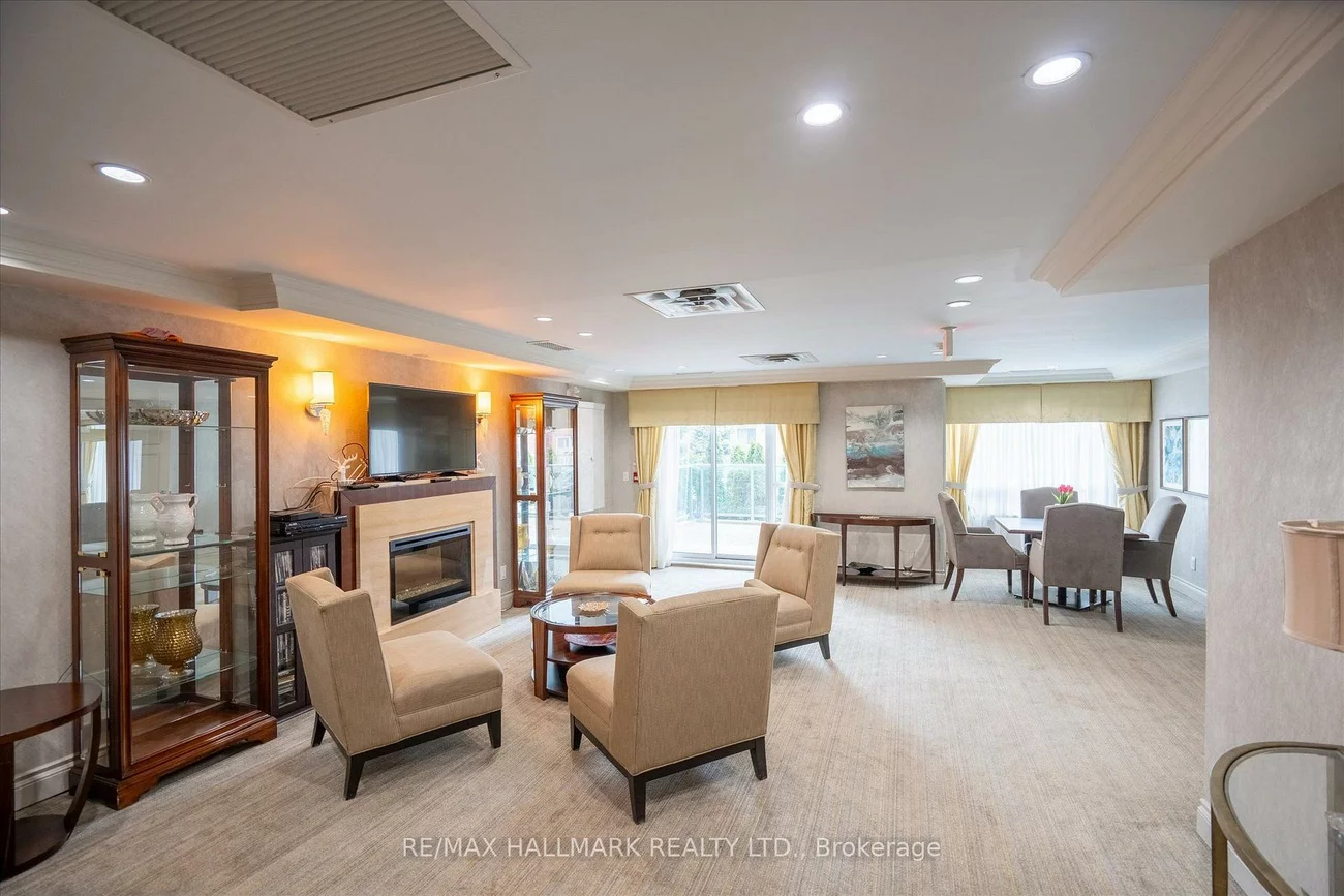 60, Via Rosedale, Sandringham-Wellington, Brampton