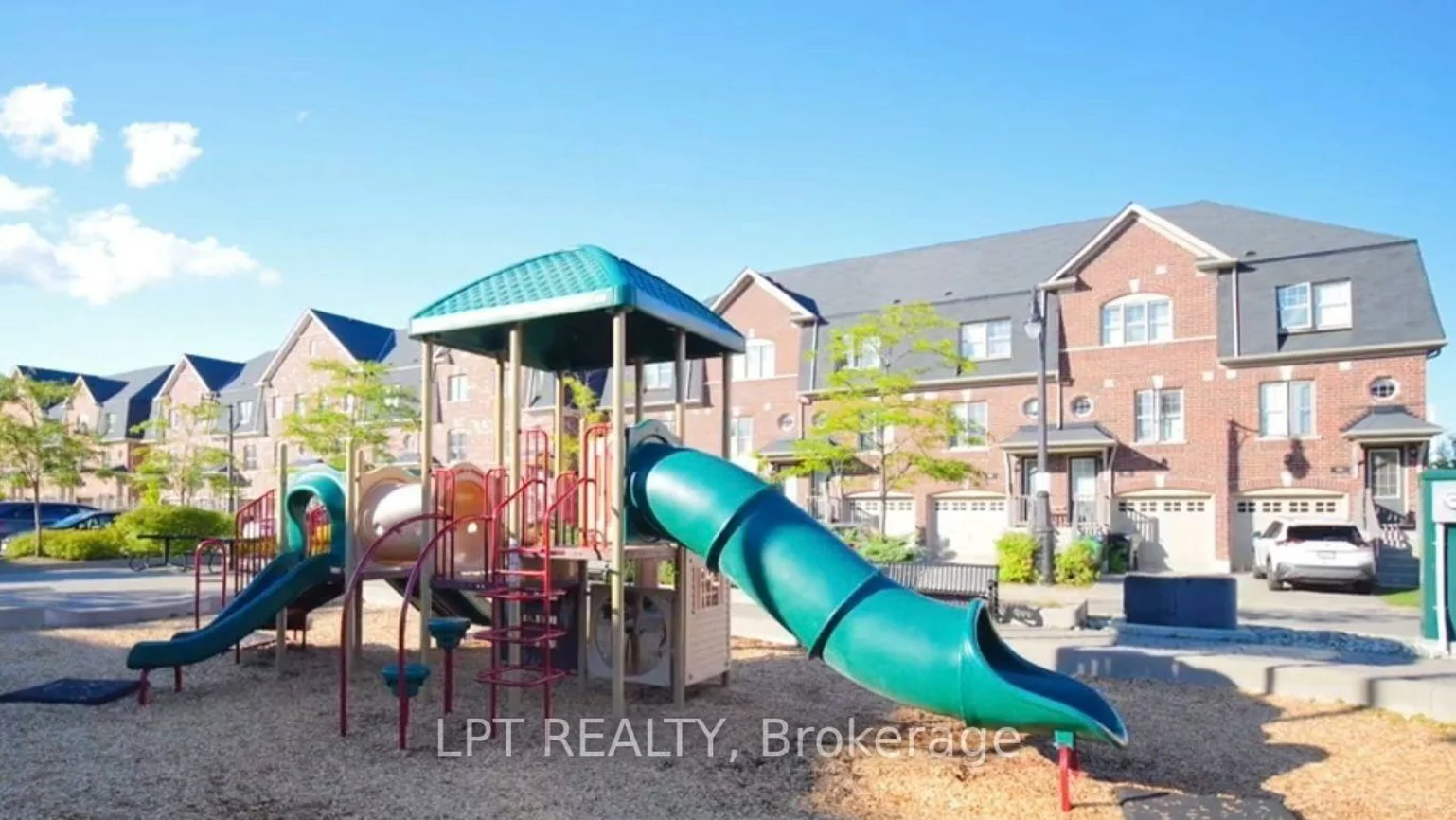 165, Veterans, Northwest Brampton, Brampton