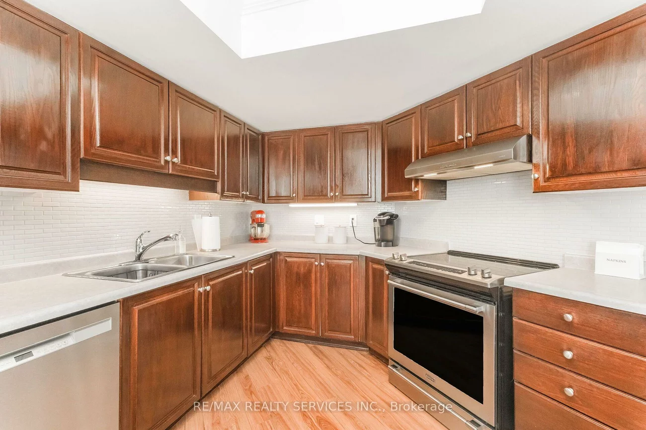 20, Cherrytree, Fletcher's Creek South, Brampton