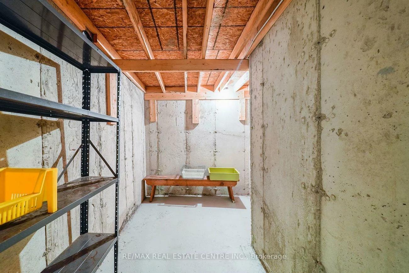 18, Seedhouse, Sandringham-Wellington, Brampton