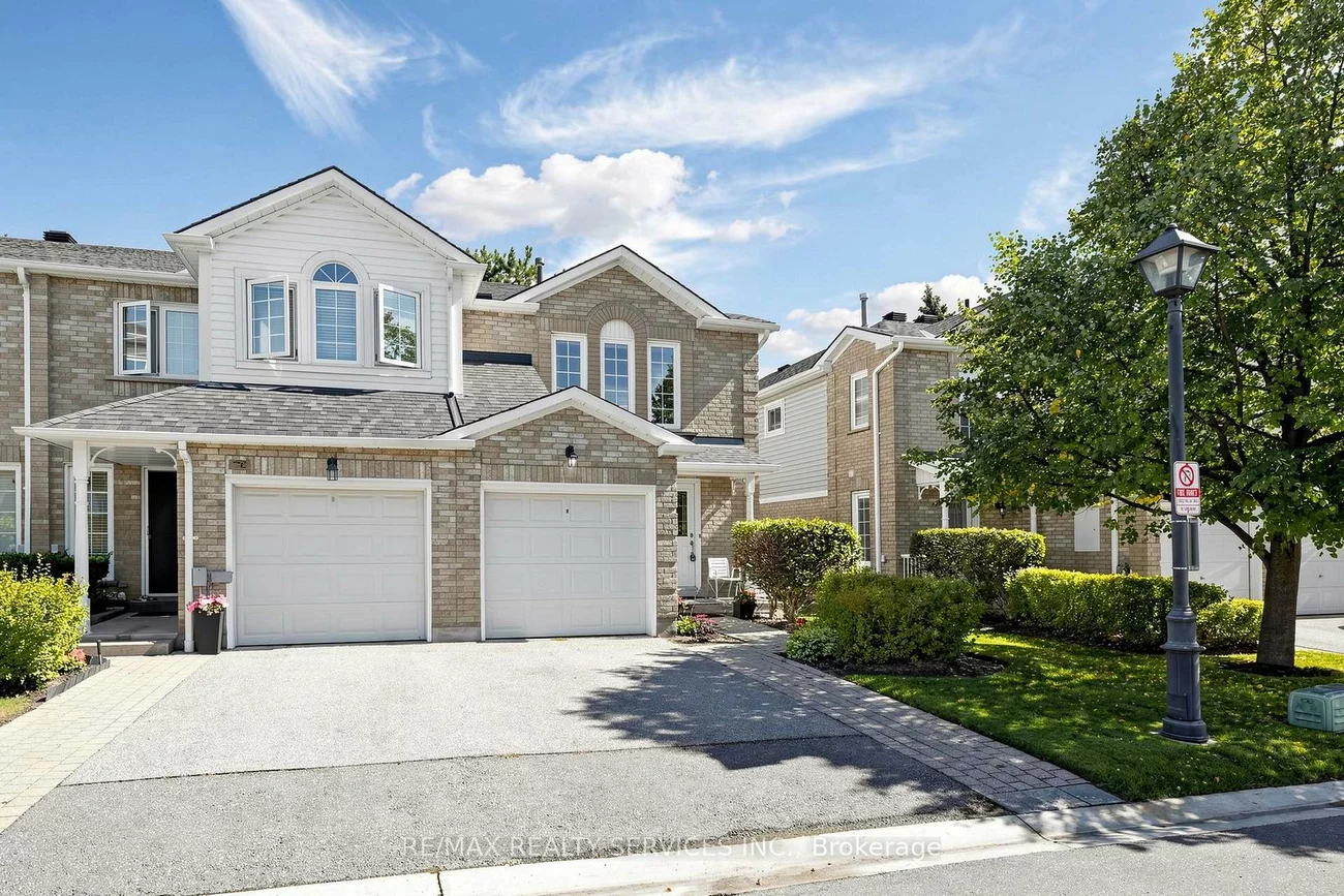 74, Heathcliffe, Central Park, Brampton