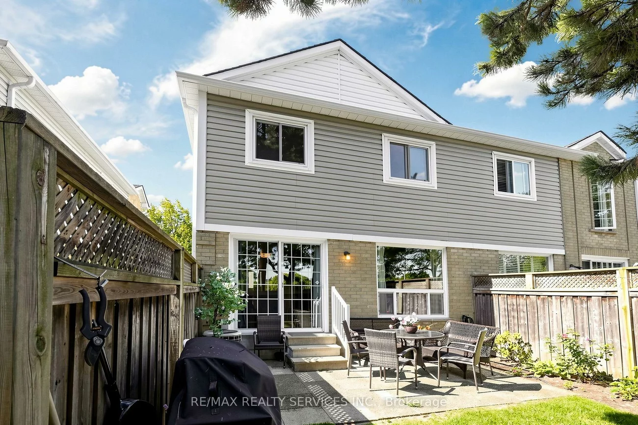 74, Heathcliffe, Central Park, Brampton