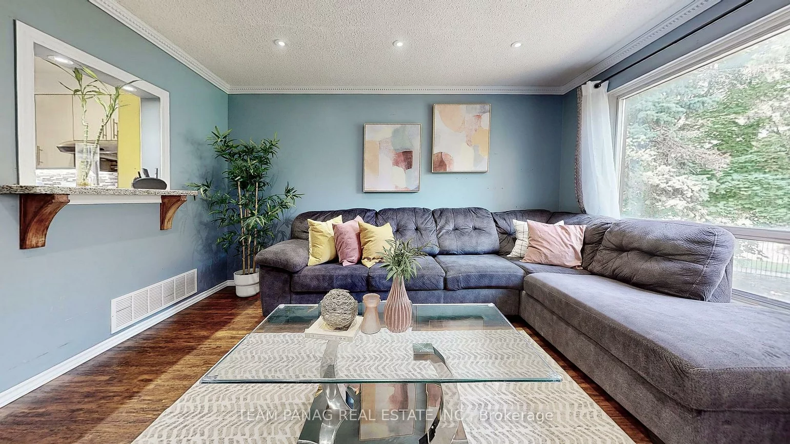 18, Carleton, Bramalea West Industrial, Brampton