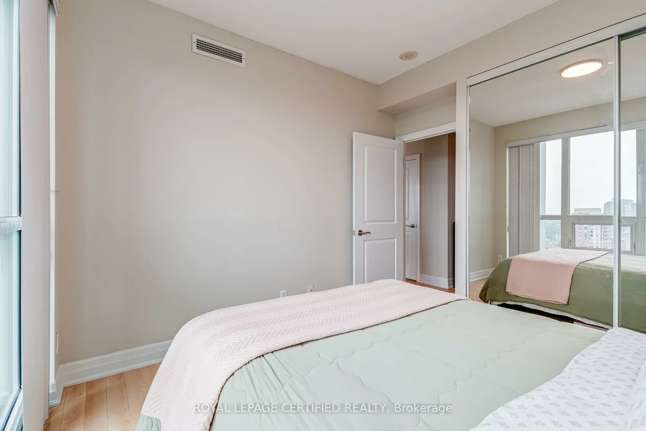 100, John, Downtown Brampton, Brampton