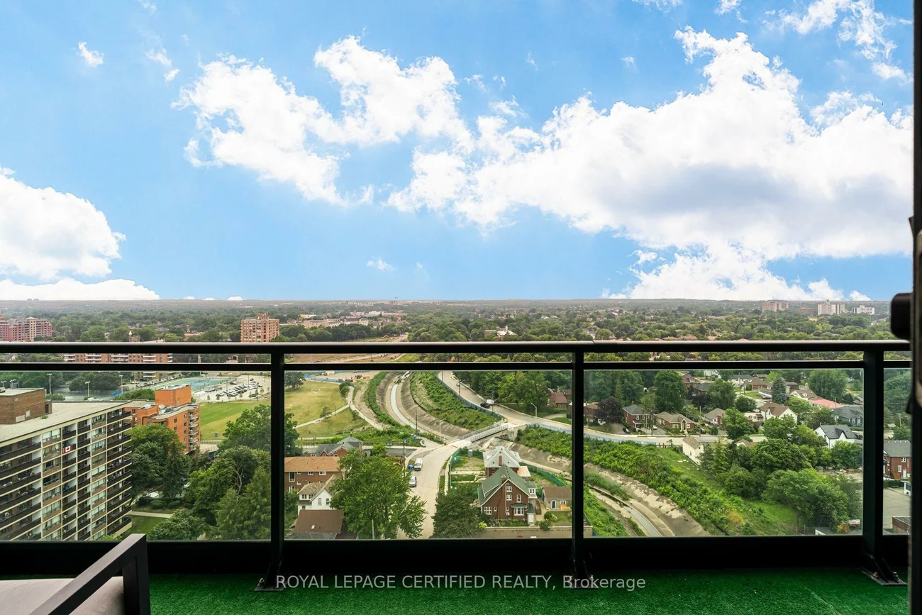 100, John, Downtown Brampton, Brampton