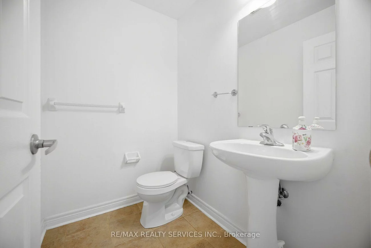 7, Cedar Lake, Bram West, Brampton