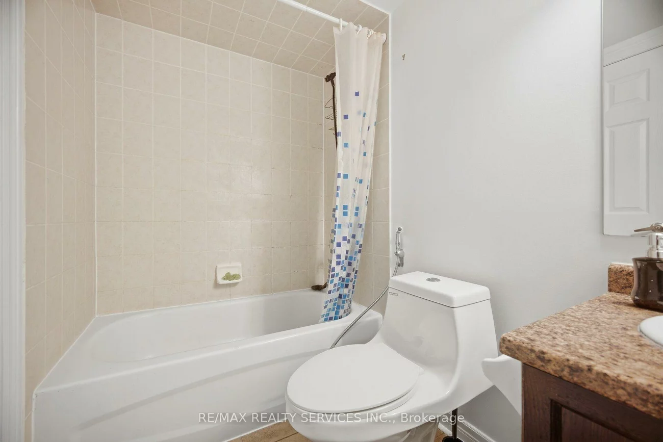 7, Cedar Lake, Bram West, Brampton