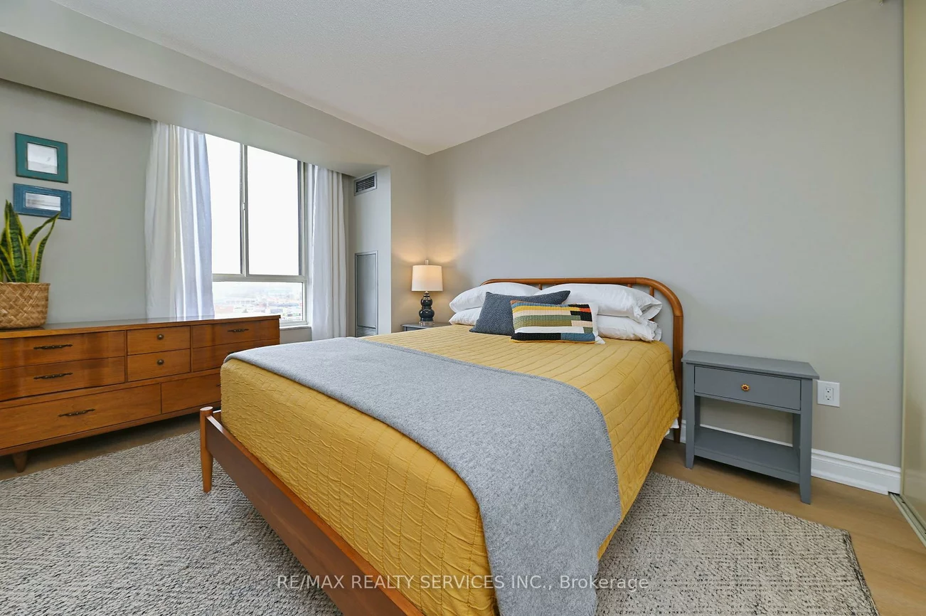 20, Cherrytree, Fletcher's Creek South, Brampton