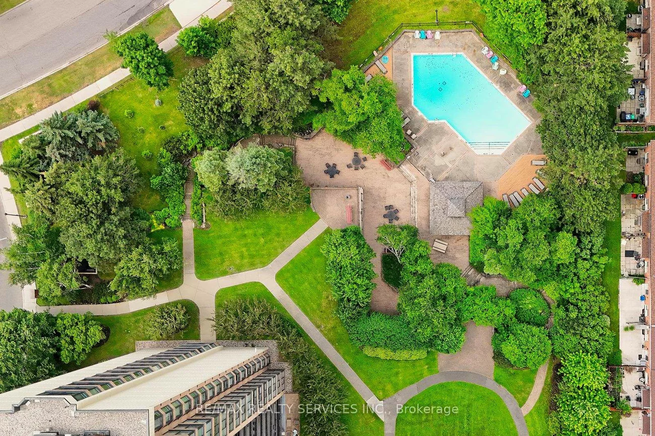 20, Cherrytree, Fletcher's Creek South, Brampton