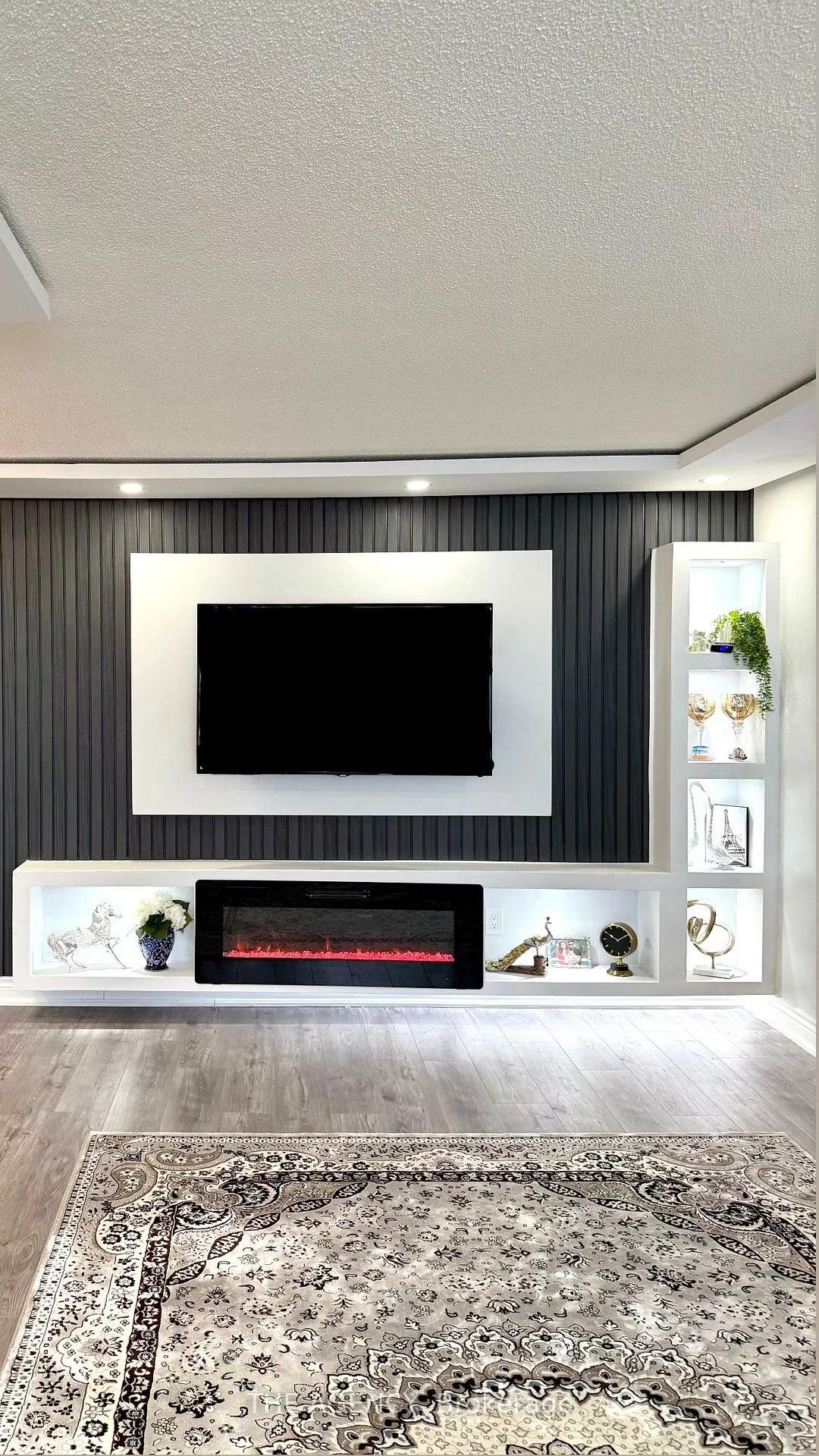 30, Malta, Fletcher's Creek South, Brampton