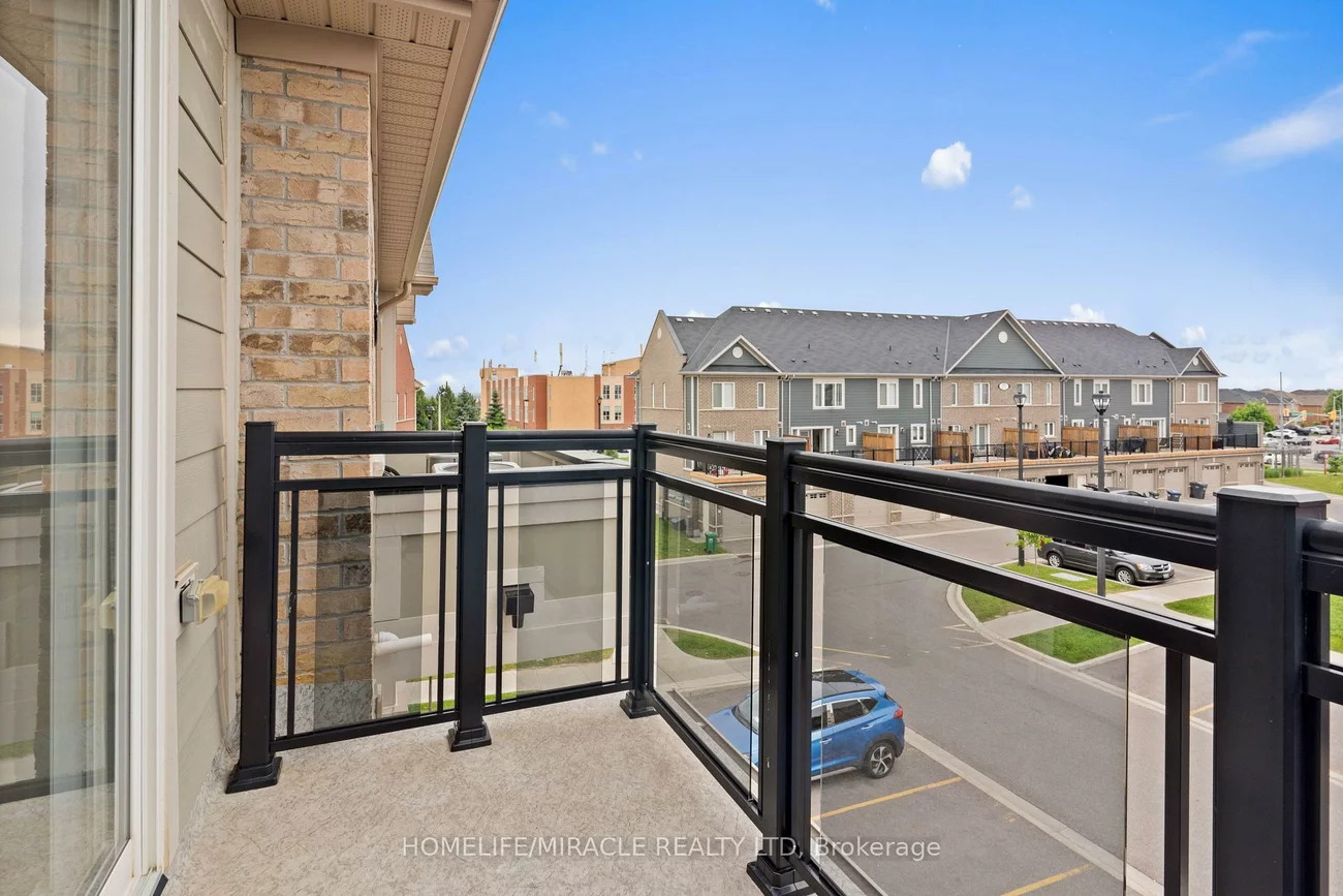 250, Sunny Meadow, Sandringham-Wellington, Brampton