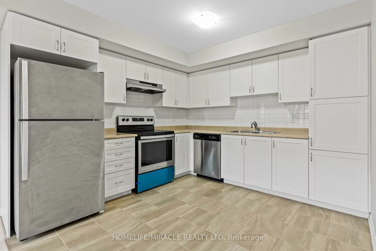 250, Sunny Meadow, Sandringham-Wellington, Brampton