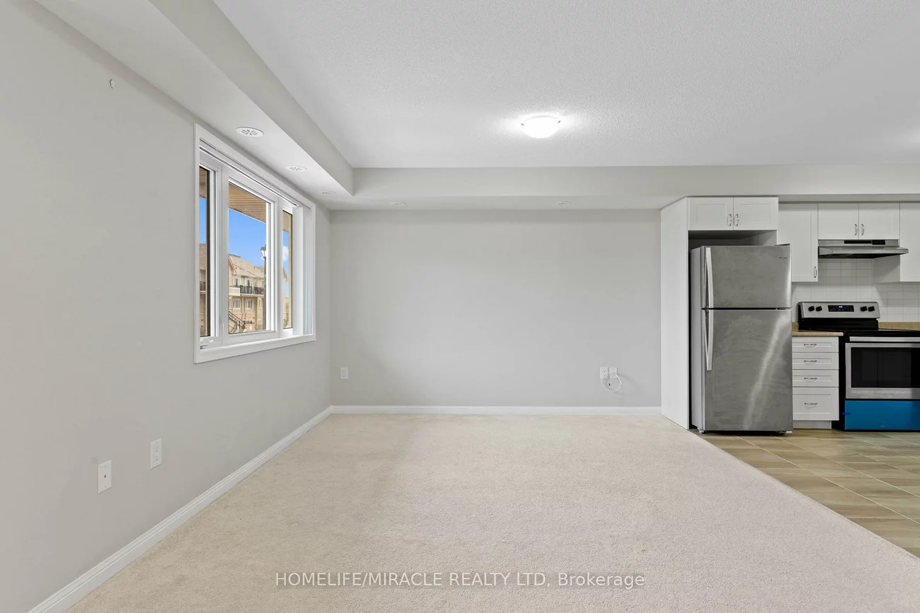 250, Sunny Meadow, Sandringham-Wellington, Brampton