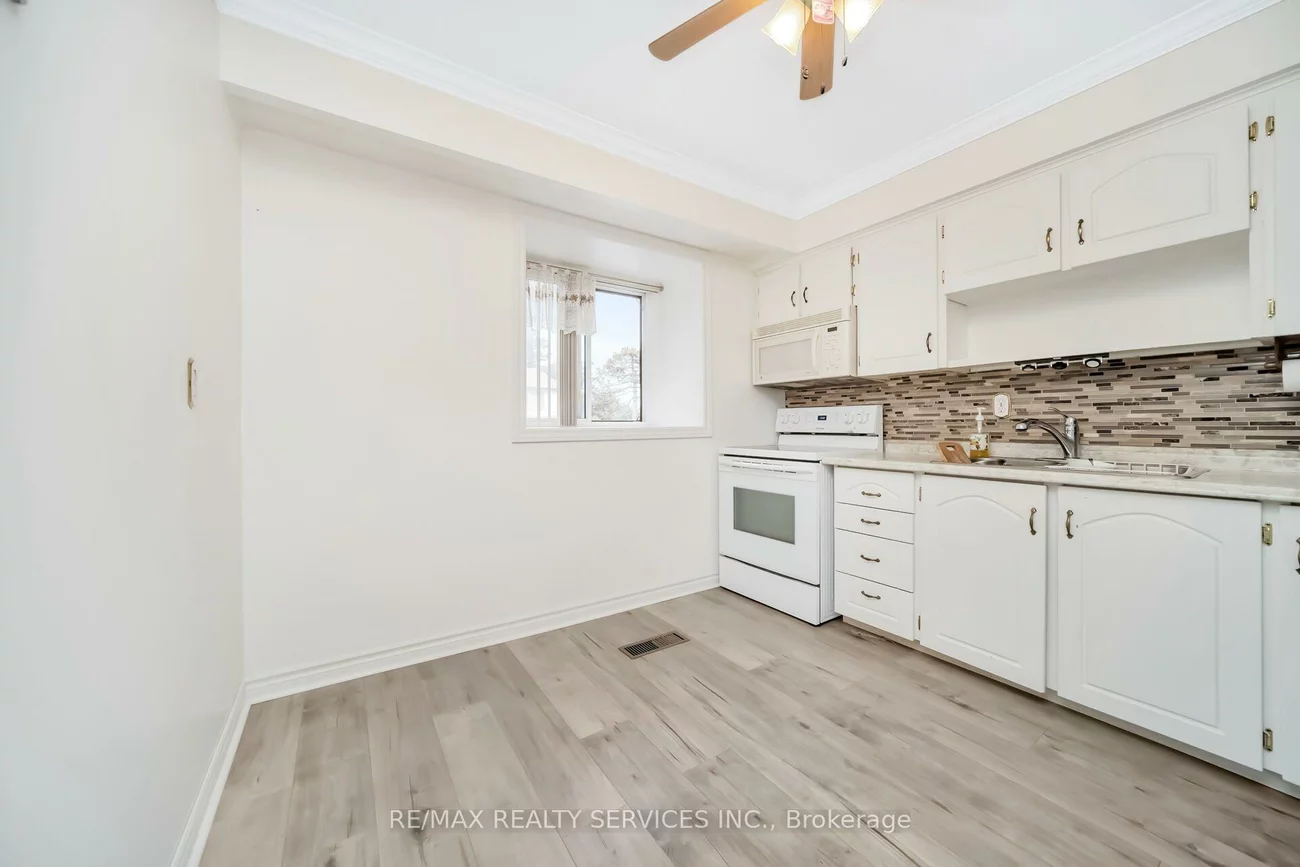 68, Baronwood, Brampton North, Brampton