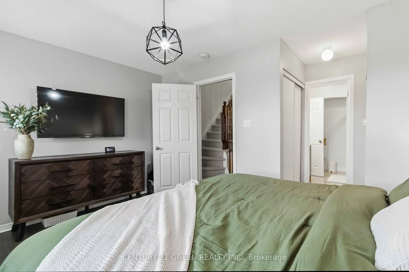 180, Howden, Westgate, Brampton