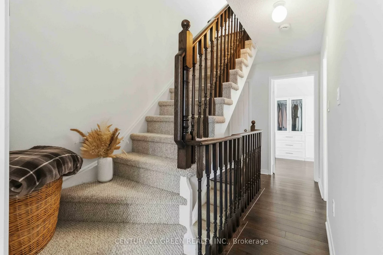 180, Howden, Westgate, Brampton