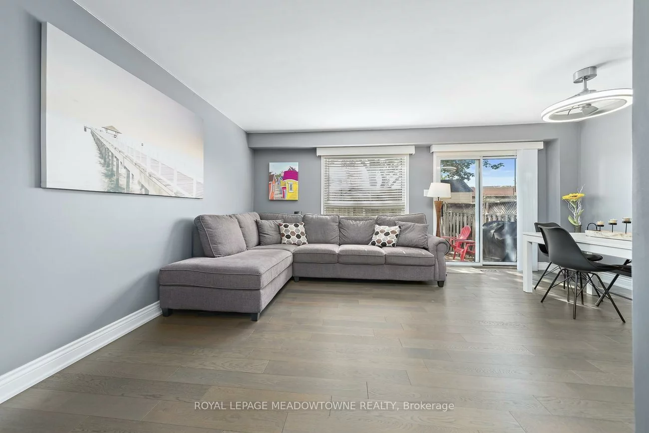 200, Cresthaven, Snelgrove, Brampton