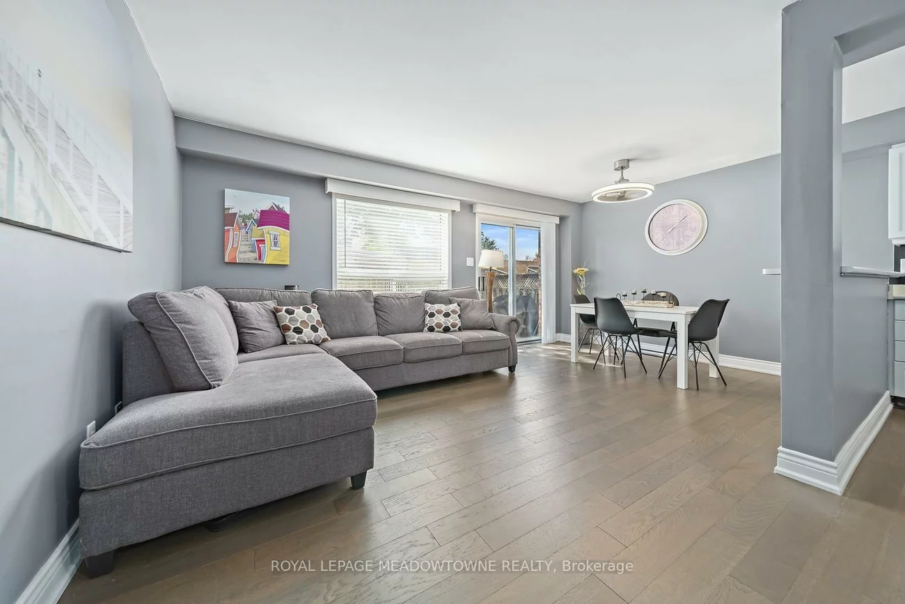 200, Cresthaven, Snelgrove, Brampton