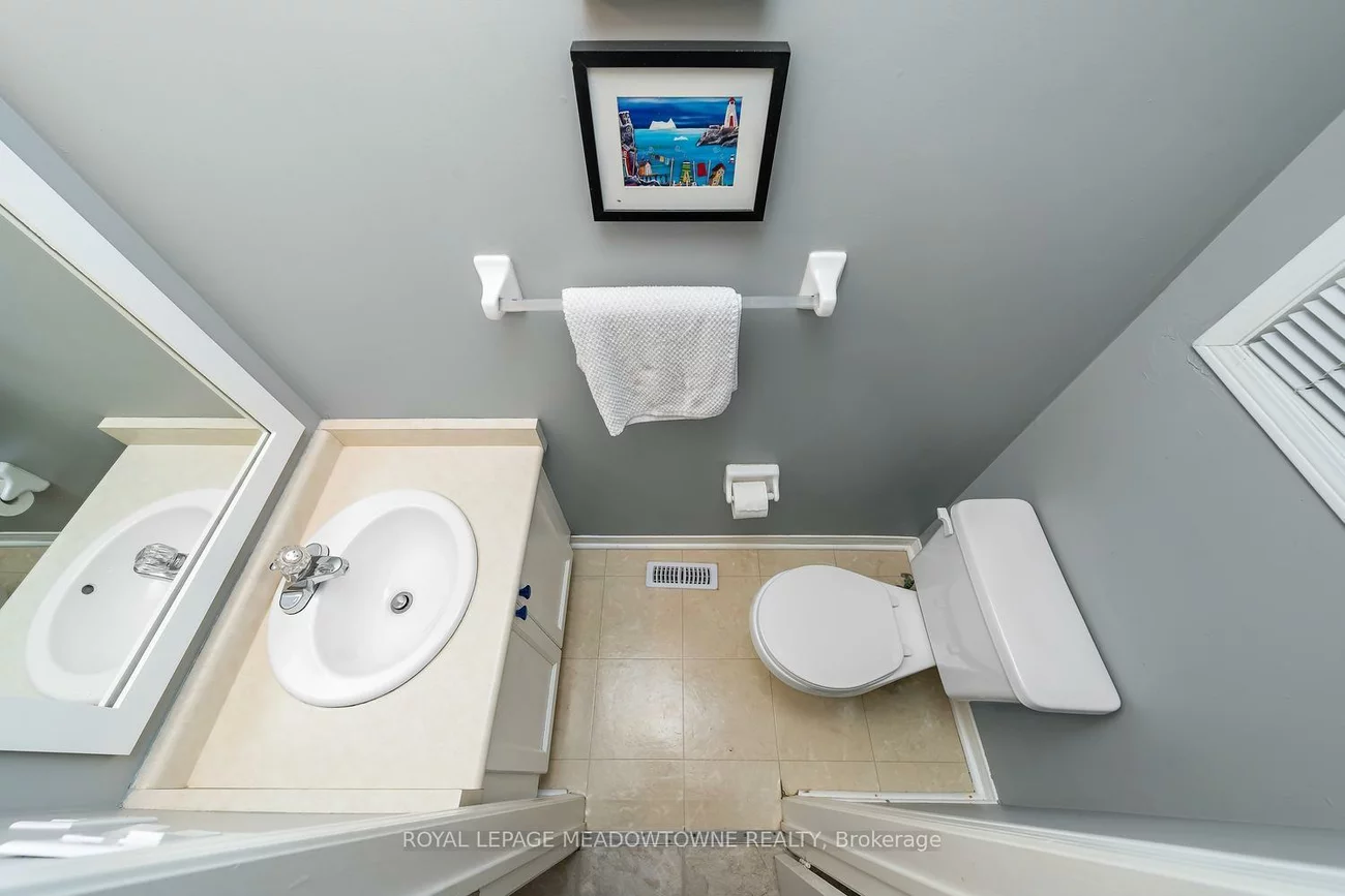 200, Cresthaven, Snelgrove, Brampton