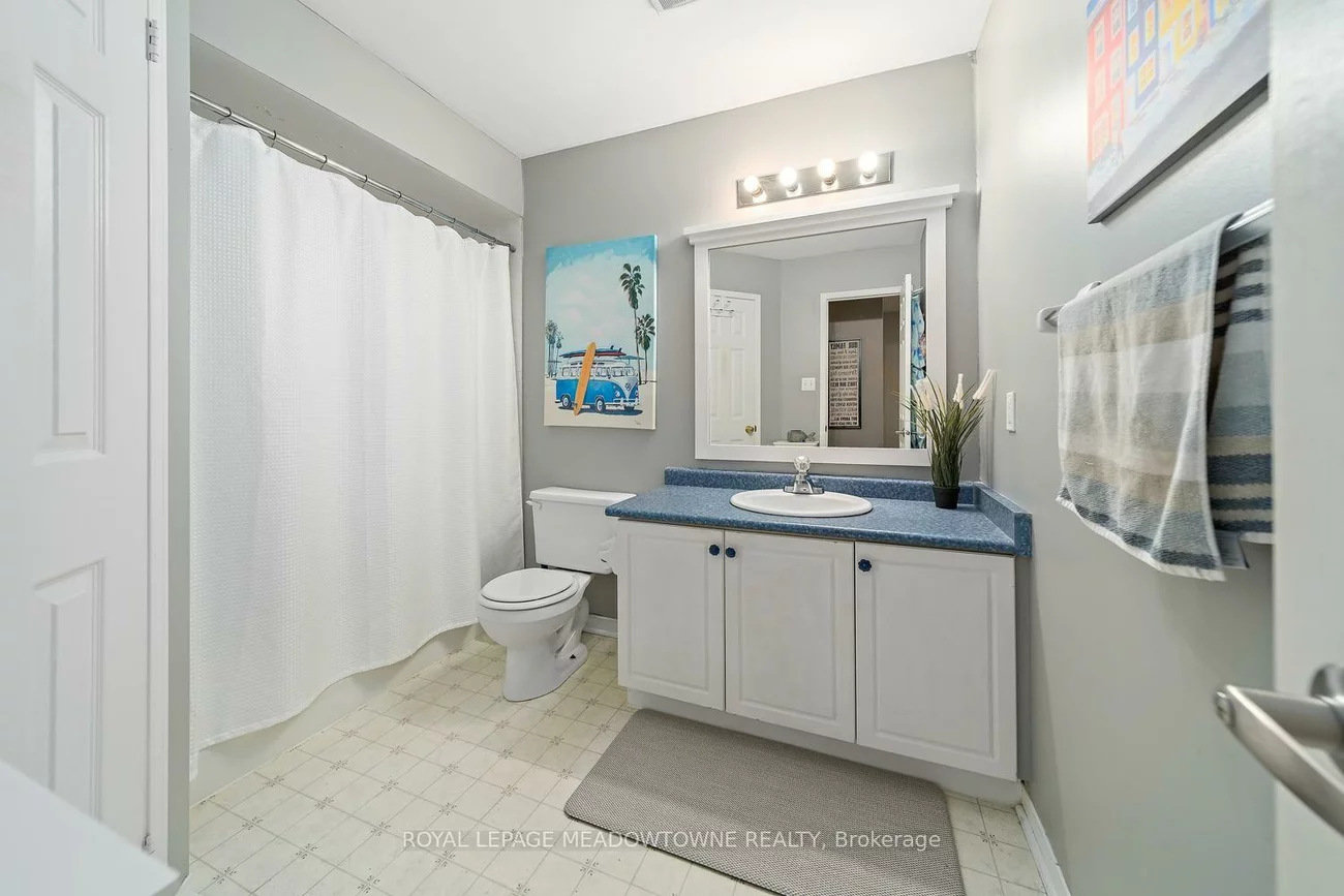 200, Cresthaven, Snelgrove, Brampton