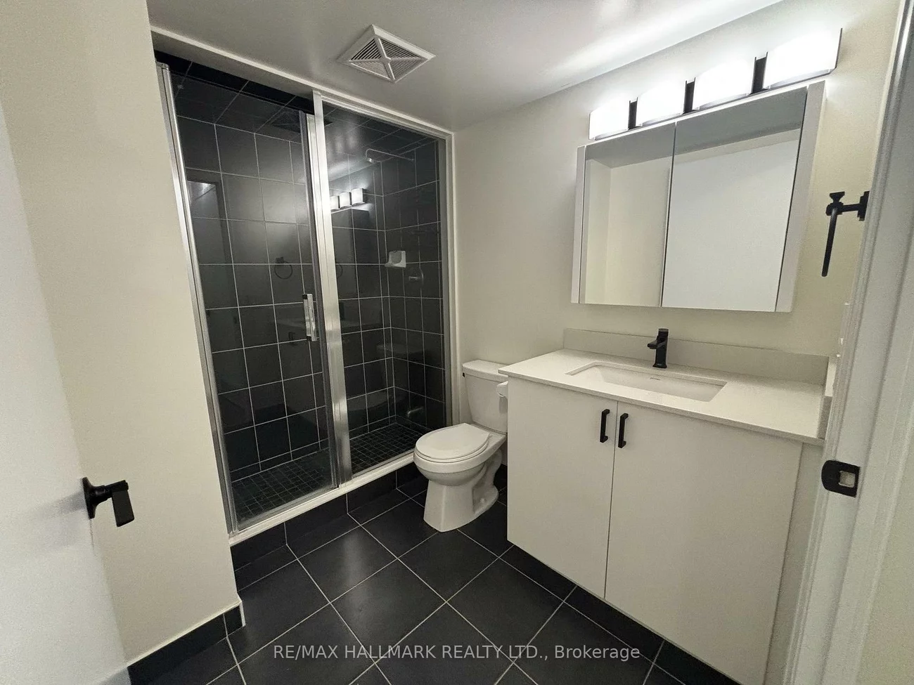 40, Via Rosedale, Sandringham-Wellington, Brampton