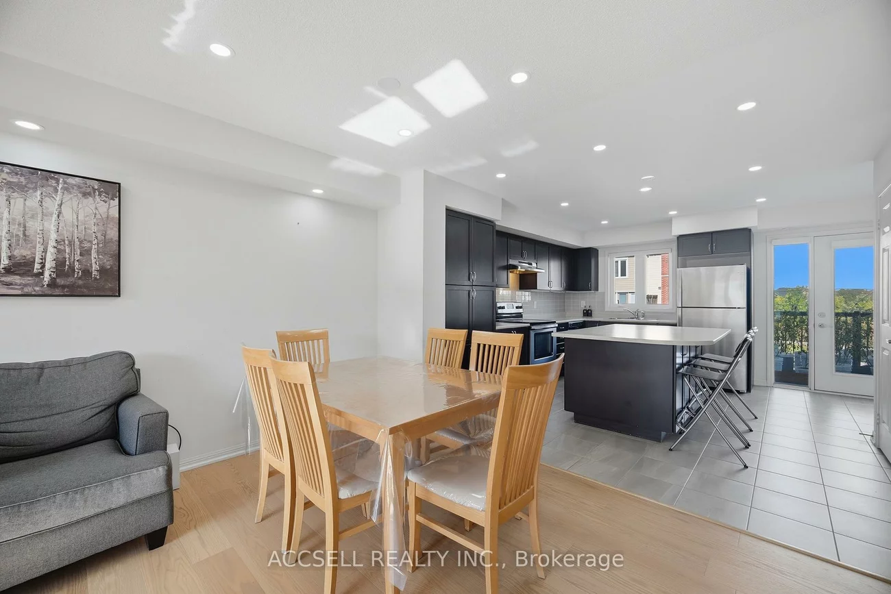 250, Sunny Meadow, Sandringham-Wellington, Brampton