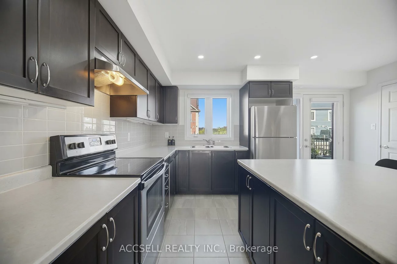250, Sunny Meadow, Sandringham-Wellington, Brampton