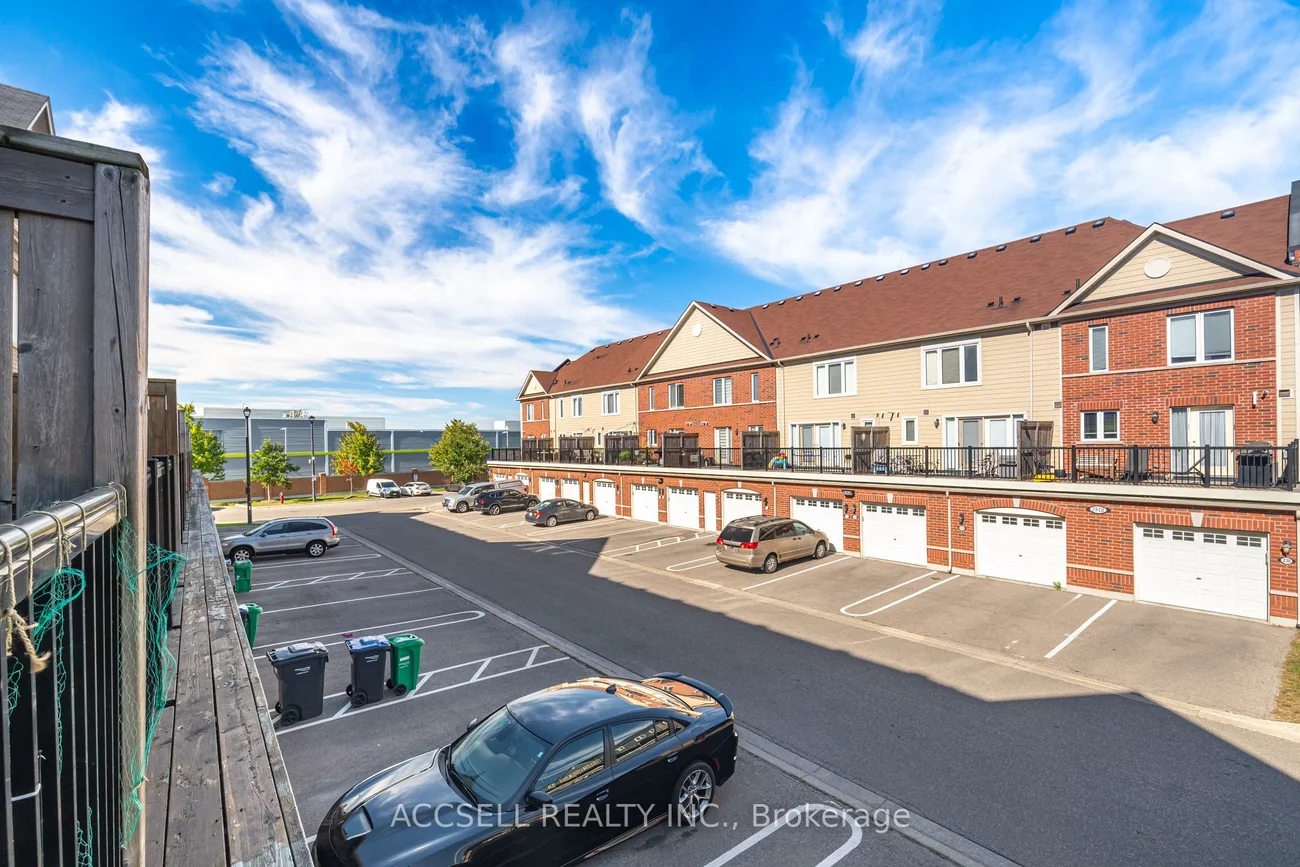 250, Sunny Meadow, Sandringham-Wellington, Brampton