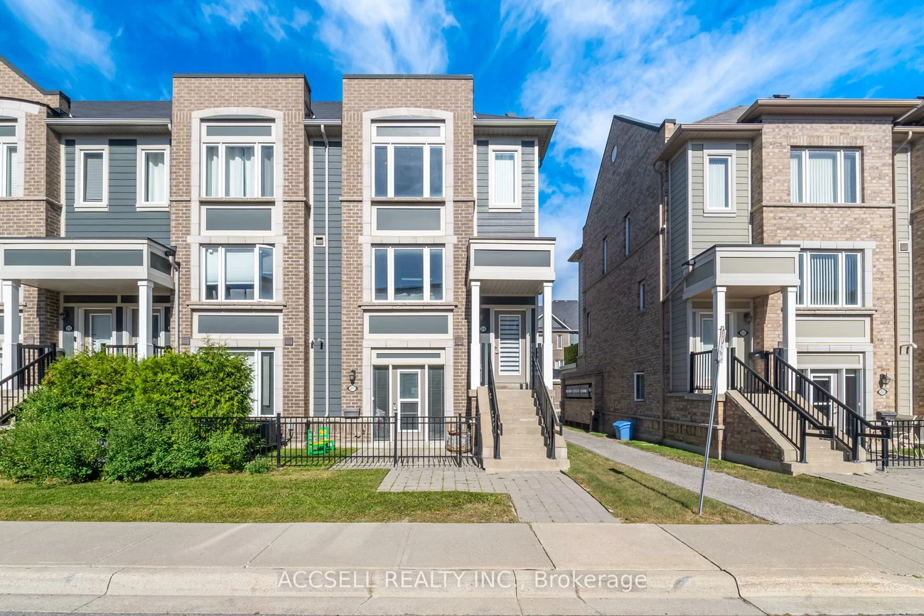 250, Sunny Meadow, Sandringham-Wellington, Brampton