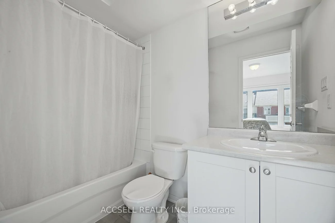 250, Sunny Meadow, Sandringham-Wellington, Brampton